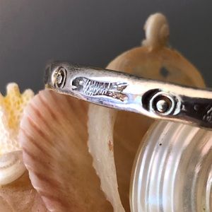 Best 25+ Deals for Hand And Finger Bracelet | Poshmark Best 25+ Deals for Hand And Finger Bracelet | Poshmark